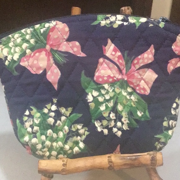 Handbags - Vera Bradley cosmetics bag
